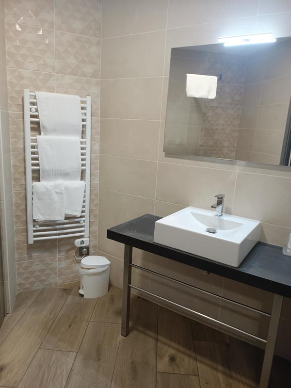 Fonds de commerce - Magasins - 500 m²