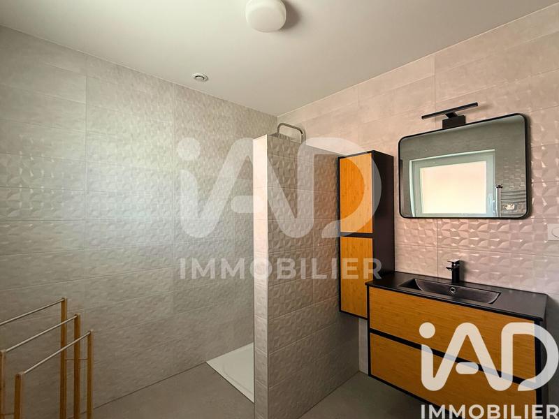 Immeuble - 210 m² - 3 pièces