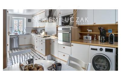 Maison - 180 m² - 7 pièces