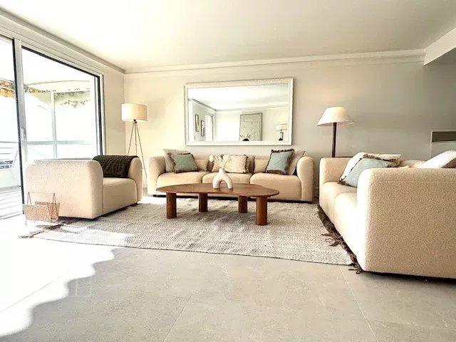 Appartement - 98 m² - 3 pièces