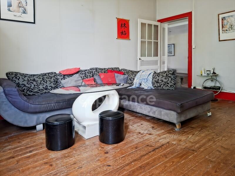 Maison - 200 m² - 6 pièces