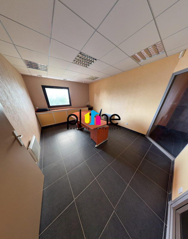 Bureau - 120 m²