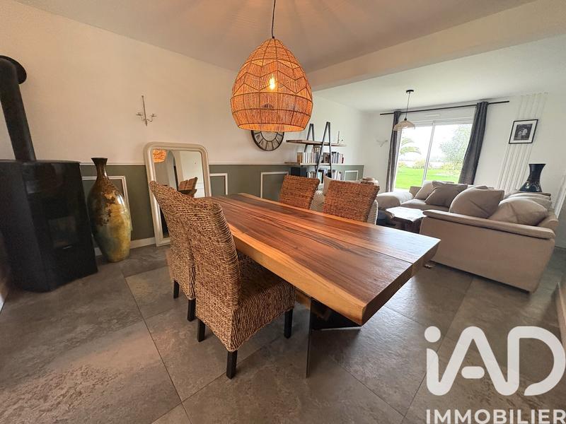 Maison - 177 m² - 6 pièces