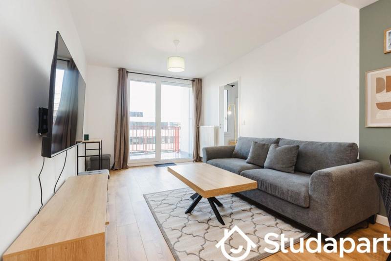 Chambre - 11 m² - 1 pièce