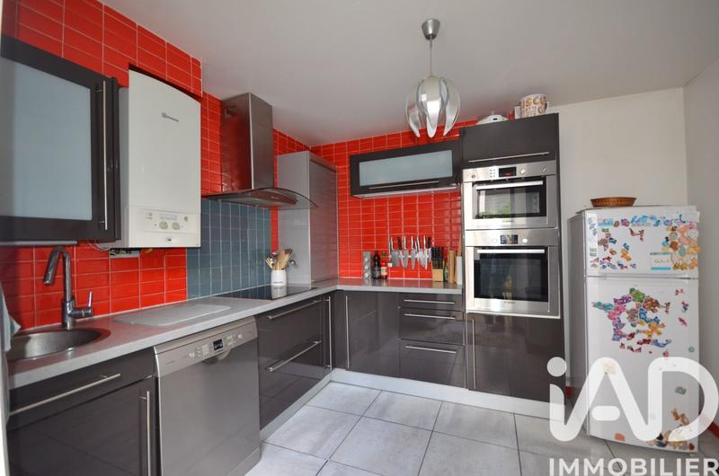 Maison - 180 m² - 5 pièces