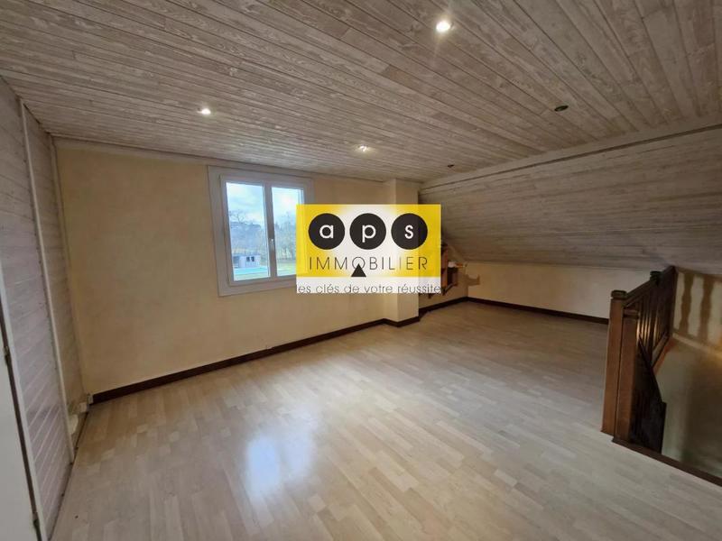 Maison - 190 m² - 8 pièces