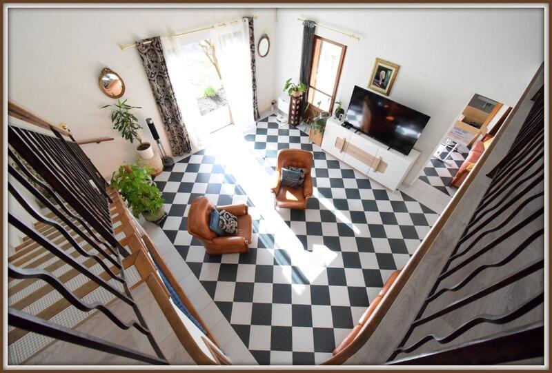 Villa - 171 m² - 6 pièces