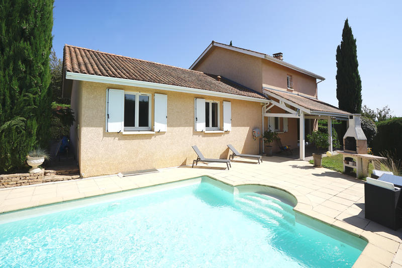 Maison - 190 m² - 7 pièces