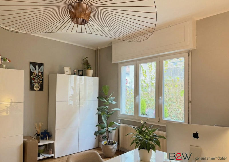 Bureau - 80 m² - 4 pièces