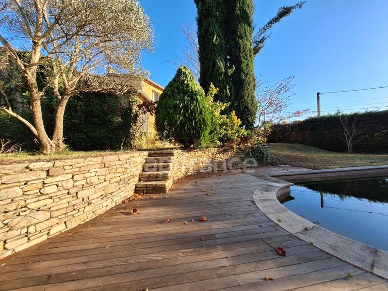 Maison - 192 m² - 7 pièces