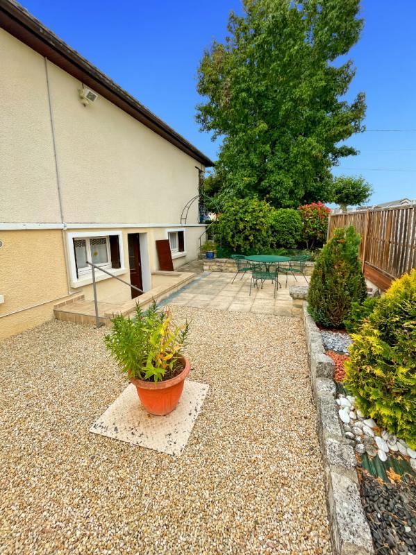 Maison - 150 m² - 8 pièces