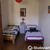 Chambre - 15 m² - 1 pièce