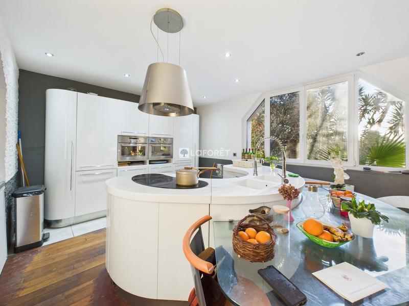 Appartement - 123 m² - 4 pièces