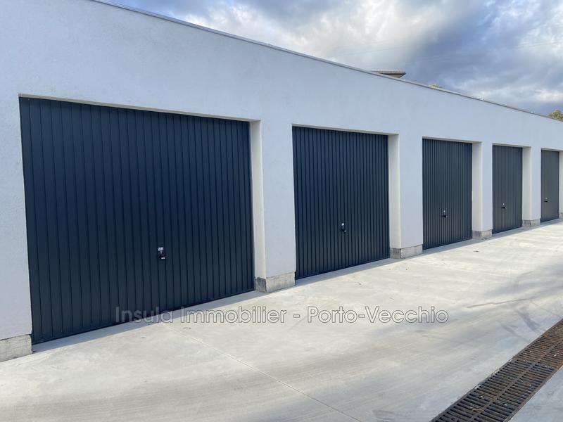 Parking / Garage - 18 m²