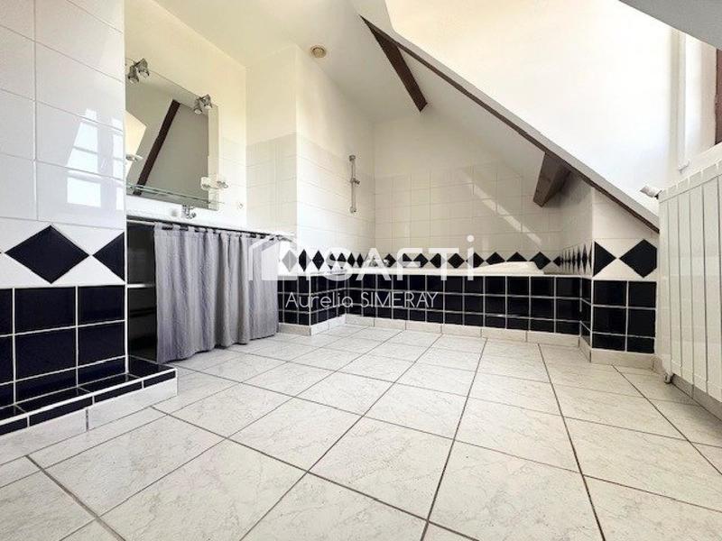 Maison - 180 m² - 6 pièces