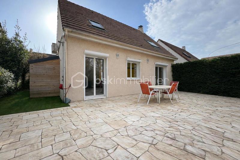 Maison - 110 m² - 5 pièces