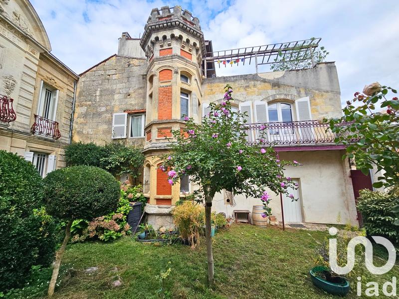 Maison - 170 m² - 9 pièces