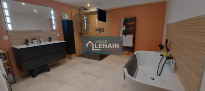 Maison - 168 m² - 6 pièces