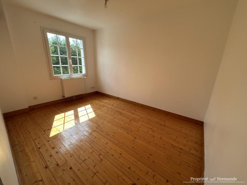 Maison - 310 m² - 11 pièces