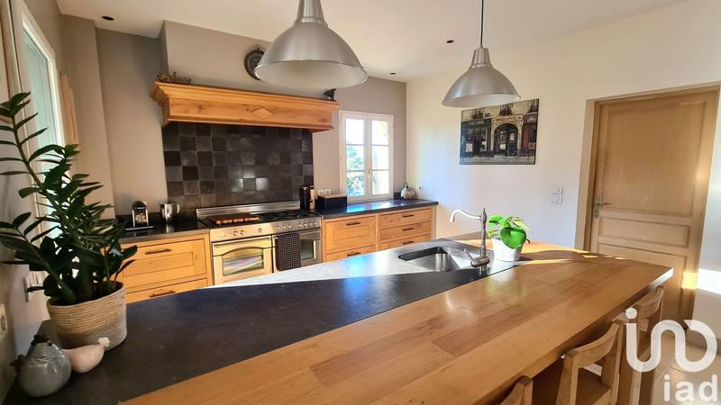 Maison - 189 m² - 6 pièces