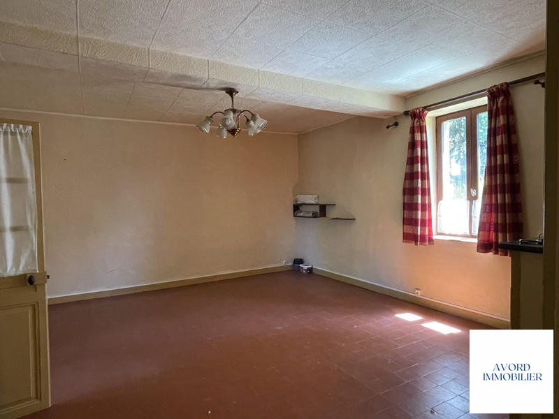 Maison - 94 m² - 3 pièces