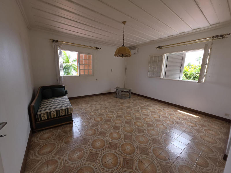 Villa - 249 m² - 6 pièces