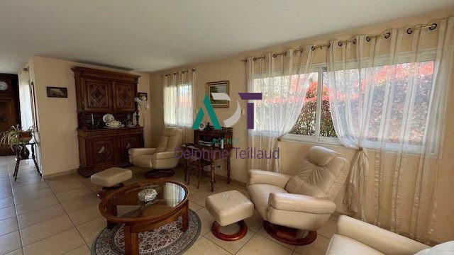 Maison - 140 m² - 6 pièces