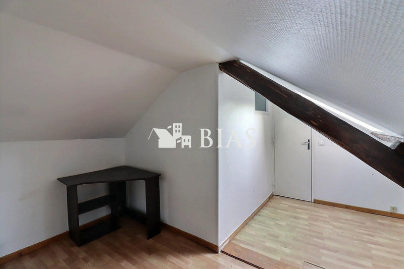 Duplex - 104 m² - 5 pièces