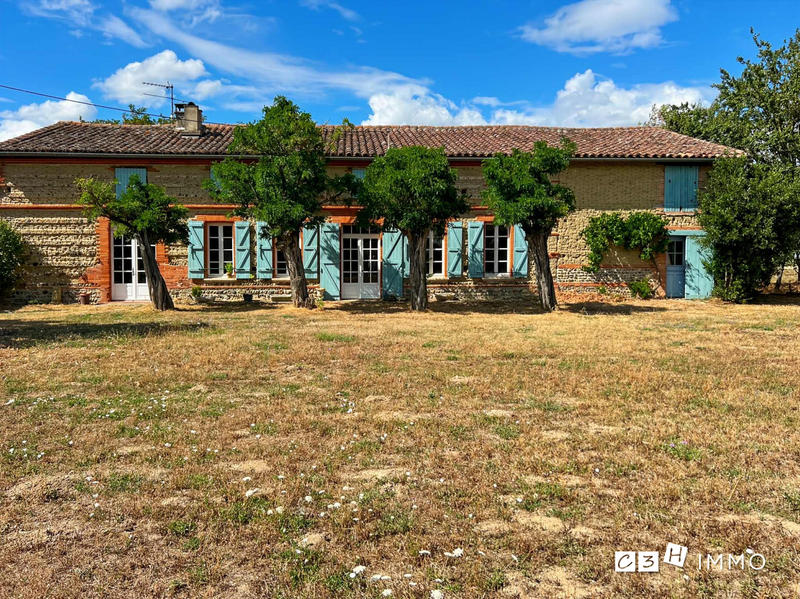 Maison - 295 m² - 7 pièces