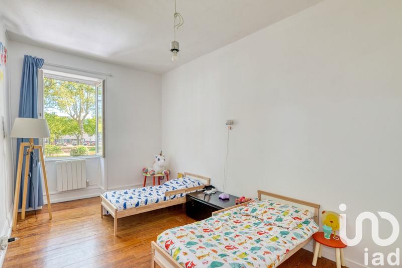 Maison - 200 m² - 6 pièces