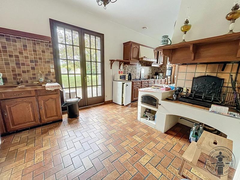 Maison - 180 m² - 6 pièces