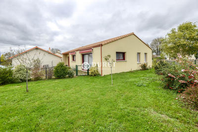 Maison - 89 m² - 5 pièces
