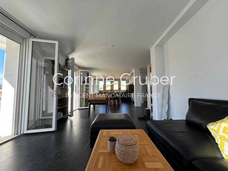 Appartement - 133 m² - 7 pièces