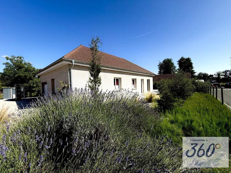 Maison - 85 m² - 4 pièces