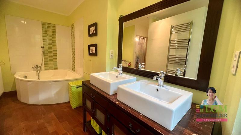 Maison - 130 m² - 3 pièces