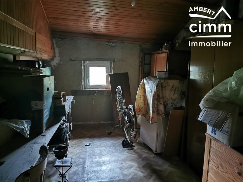 Maison - 90 m² - 5 pièces