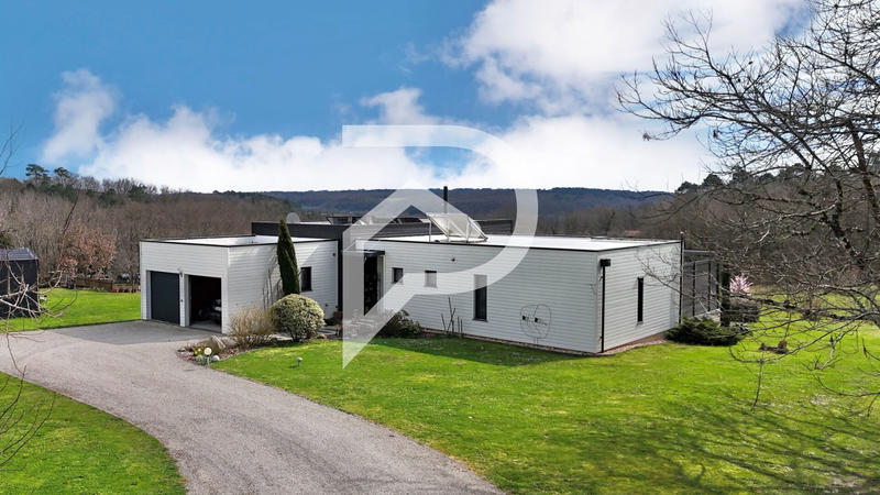 Maison - 139 m² - 4 pièces