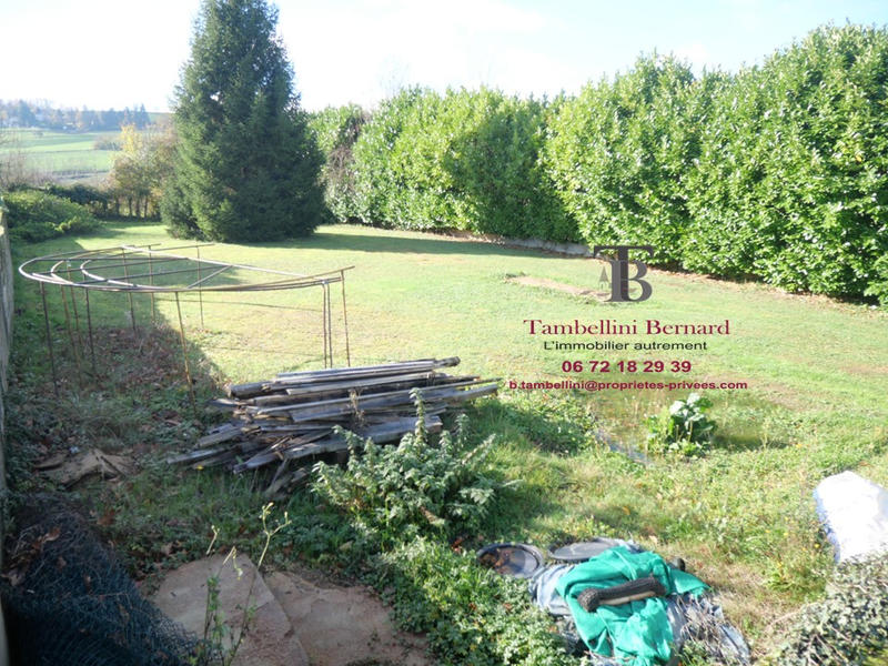 Terrain constructible - 1 304 m²