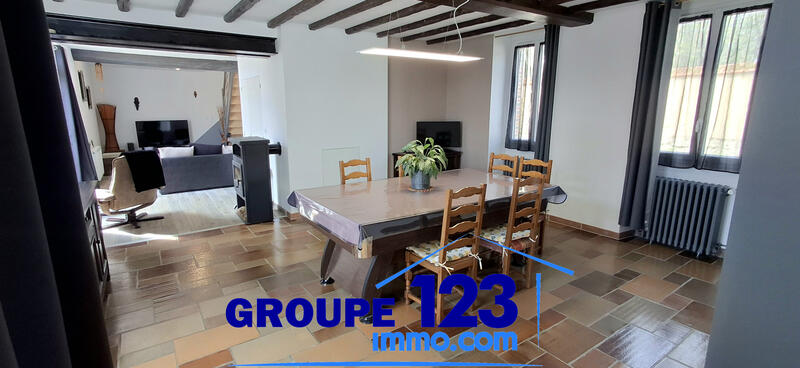 Maison - 170 m² - 7 pièces