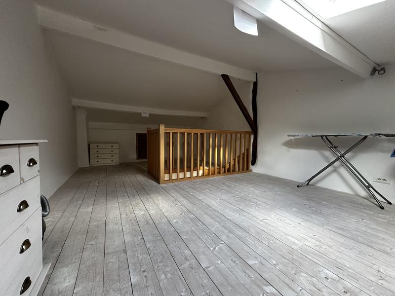 Maison traditionnelle - 92 m² - 5 pièces