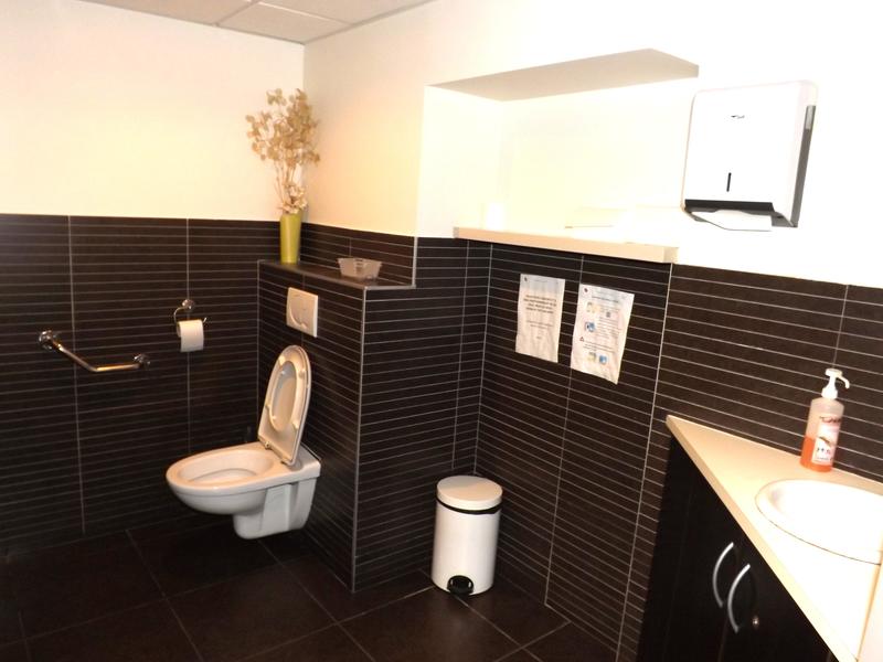 Local commercial - 256 m²