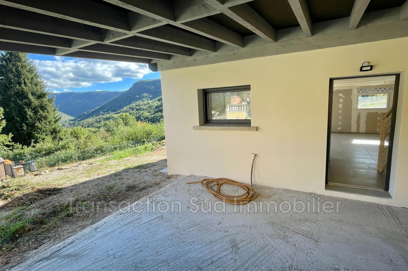 Maison contemporaine - 114 m² - 5 pièces