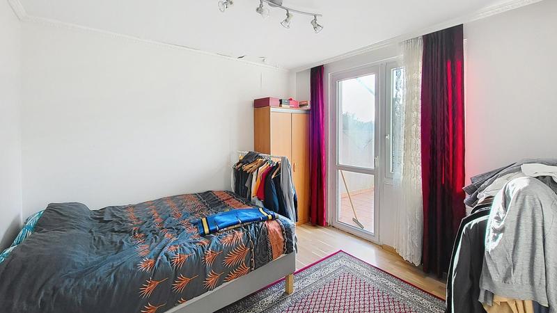 Maison - 137 m² - 8 pièces