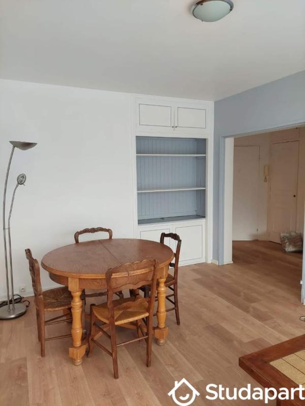 Chambre - 62 m² - 1 pièce