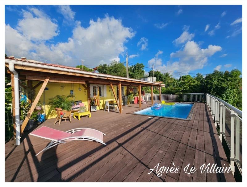 Maison - 76 m² - 4 pièces