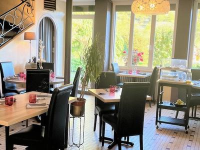 Fonds de commerce - 745 m²