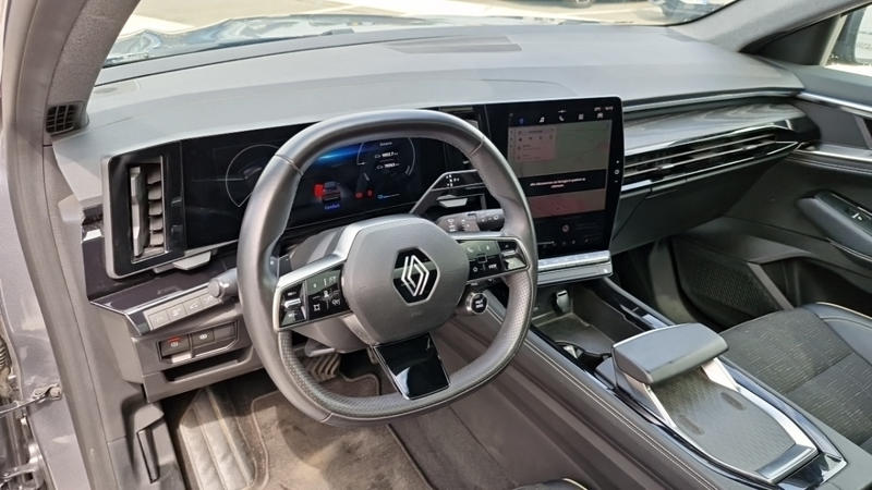 Renault Austral E-Tech Hybrid 200 Iconic