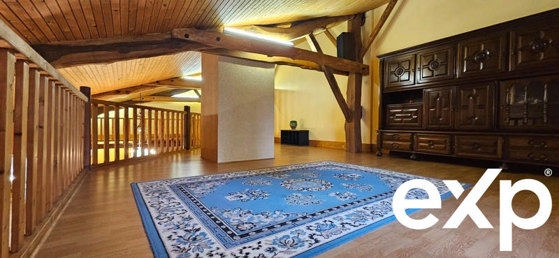 Maison - 410 m² - 11 pièces