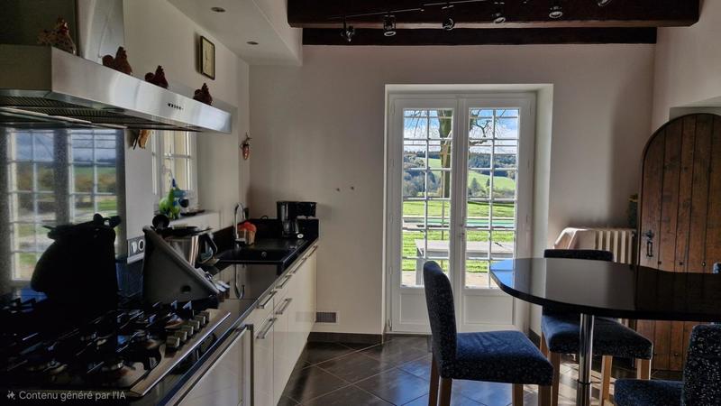 Maison - 450 m² - 13 pièces