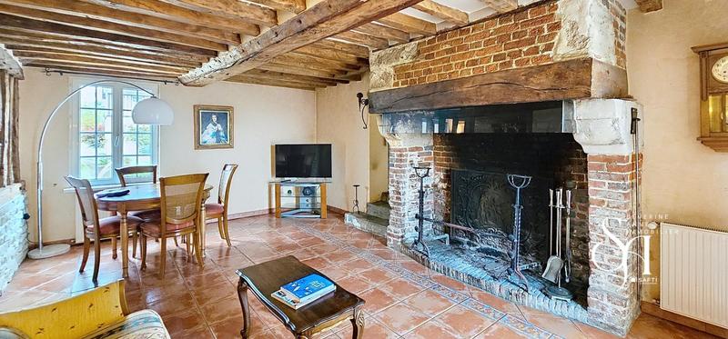 Maison - 315 m² - 6 pièces